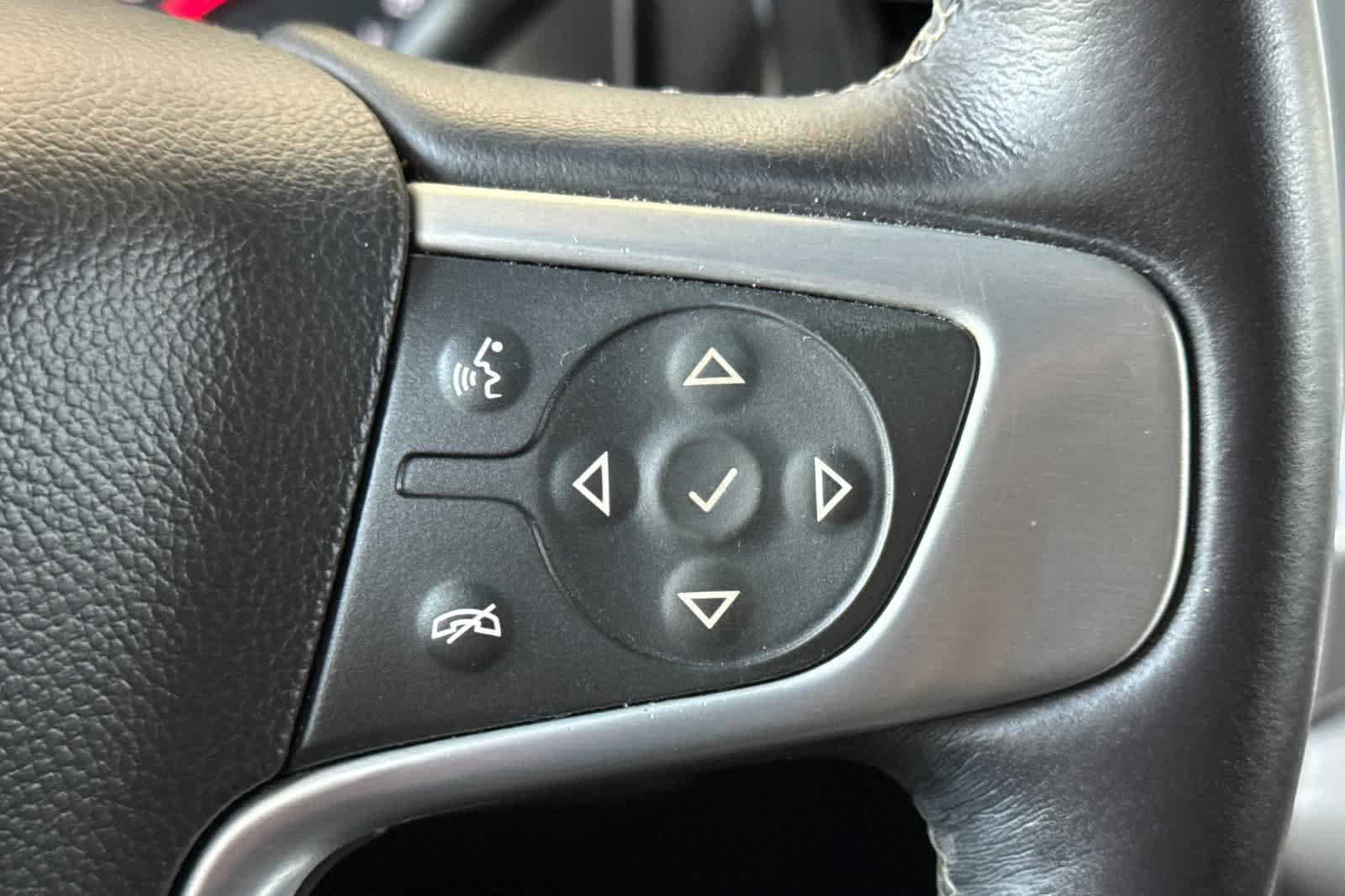 Used 2016 GMC Yukon SLT RWD image 30
