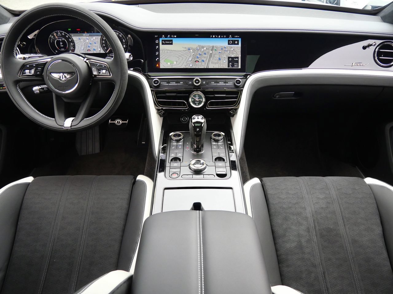 Used 2025 Bentley Flying Spur Plug-In Hybrid AWD/4WD image 4