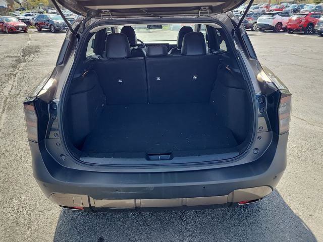 Certified 2025 Nissan Kicks SR image 25