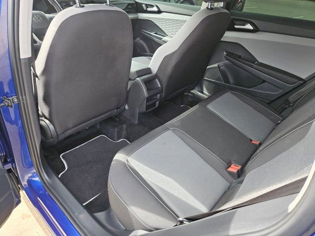 Used 2024 Volkswagen Taos S FWD image 11