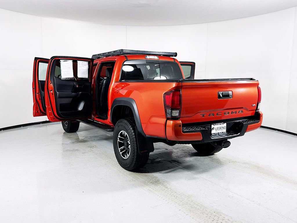 Used 2018 Toyota Tacoma TRD Off-Road image 24