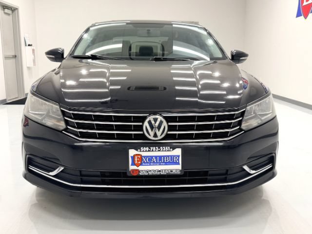 Used 2019 Volkswagen Passat 2.0T Wolfsburg w/ Wheels & Sunroof Package FWD image 3