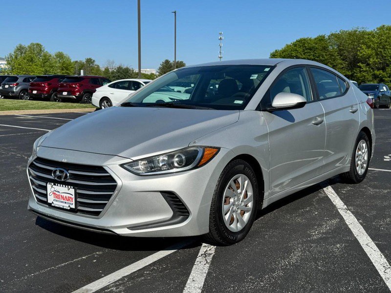Used 2017 Hyundai Elantra SE image 8