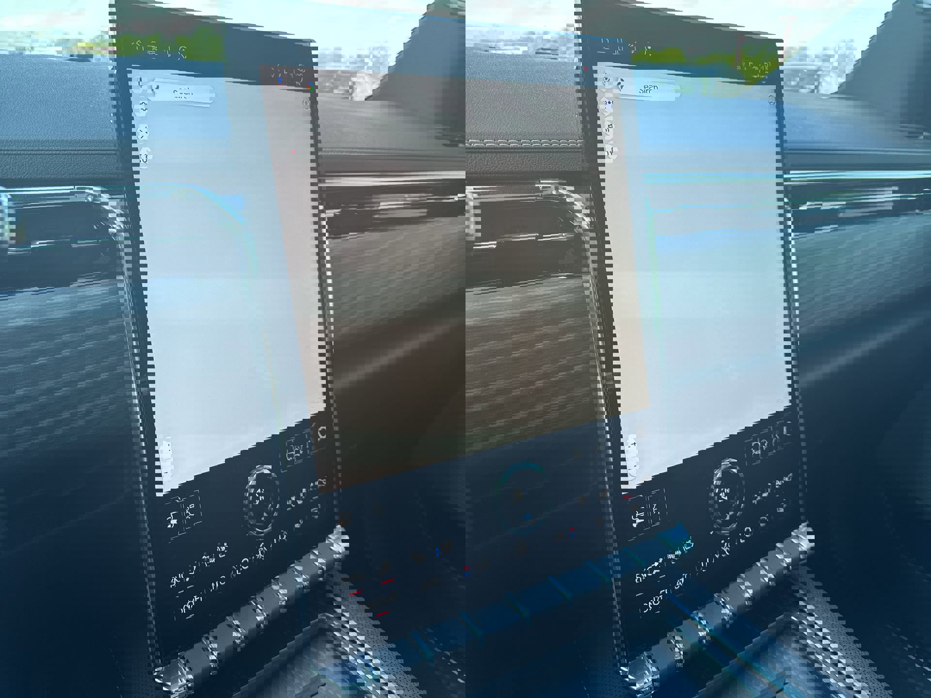 Used 2024 GMC Sierra EV Denali image 14