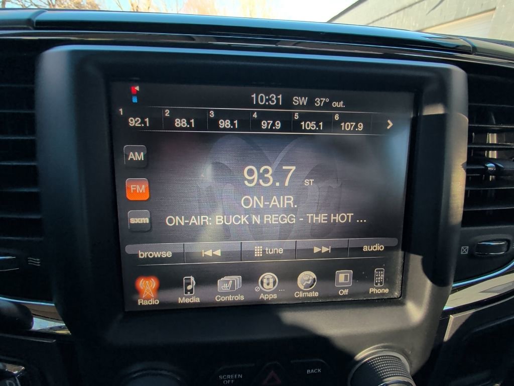 Used 2017 RAM 1500 Sport image 17