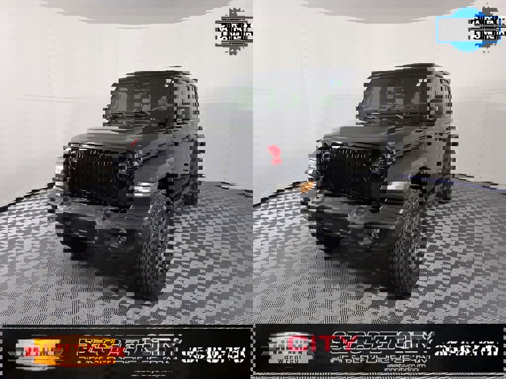 Used 2024 Jeep Wrangler Sport S image 3