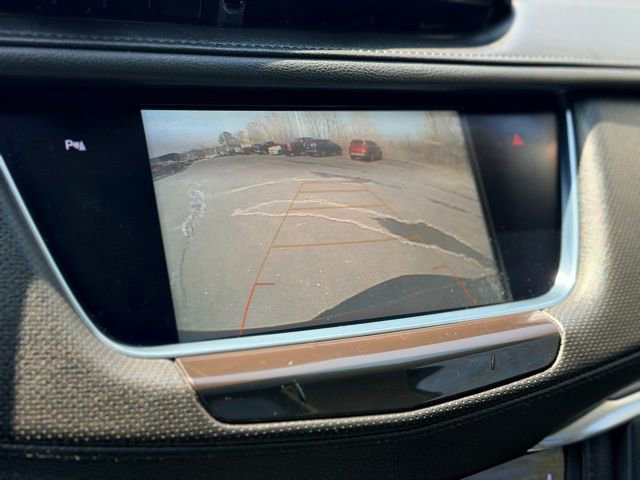 Used 2018 Cadillac XT5 Premium Luxury FWD image 14