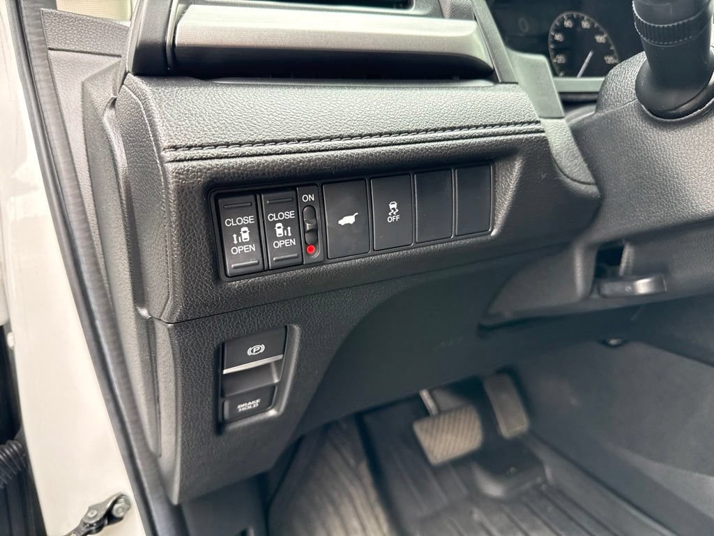 Used 2025 Honda Odyssey EX-L image 20