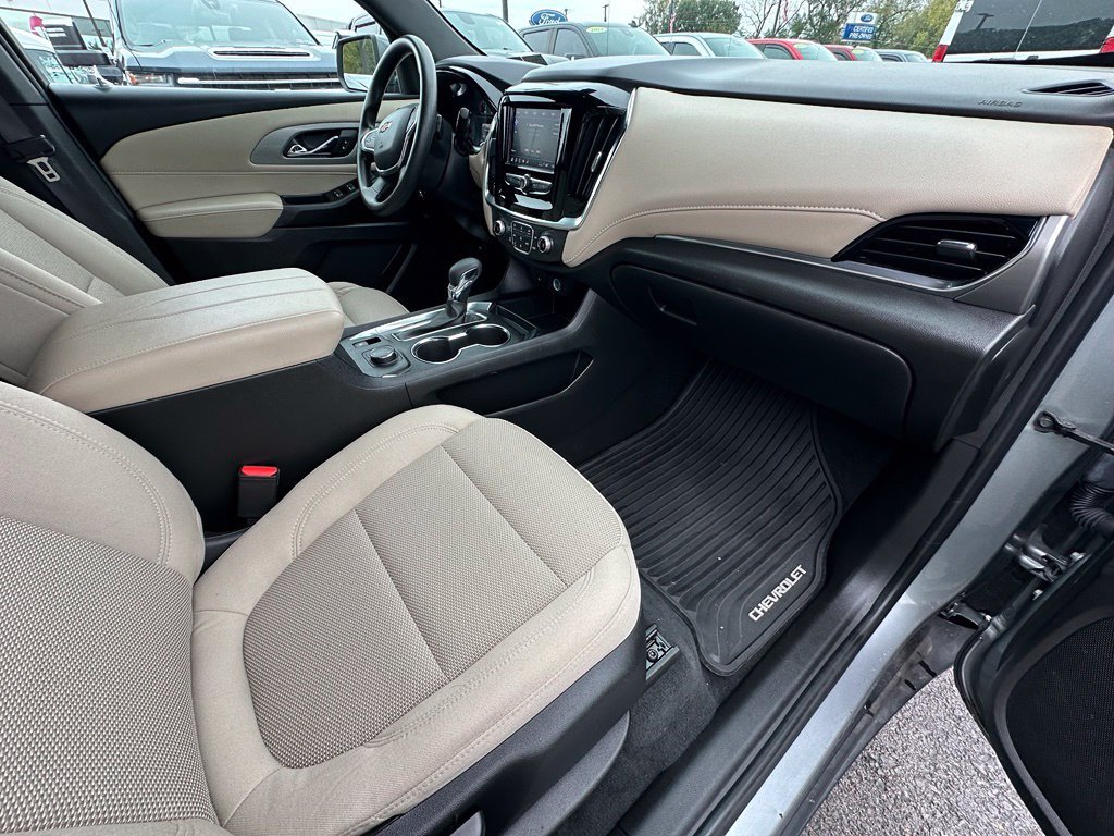 Used 2023 Chevrolet Traverse LS w/ Safety Package AWD/4WD image 23