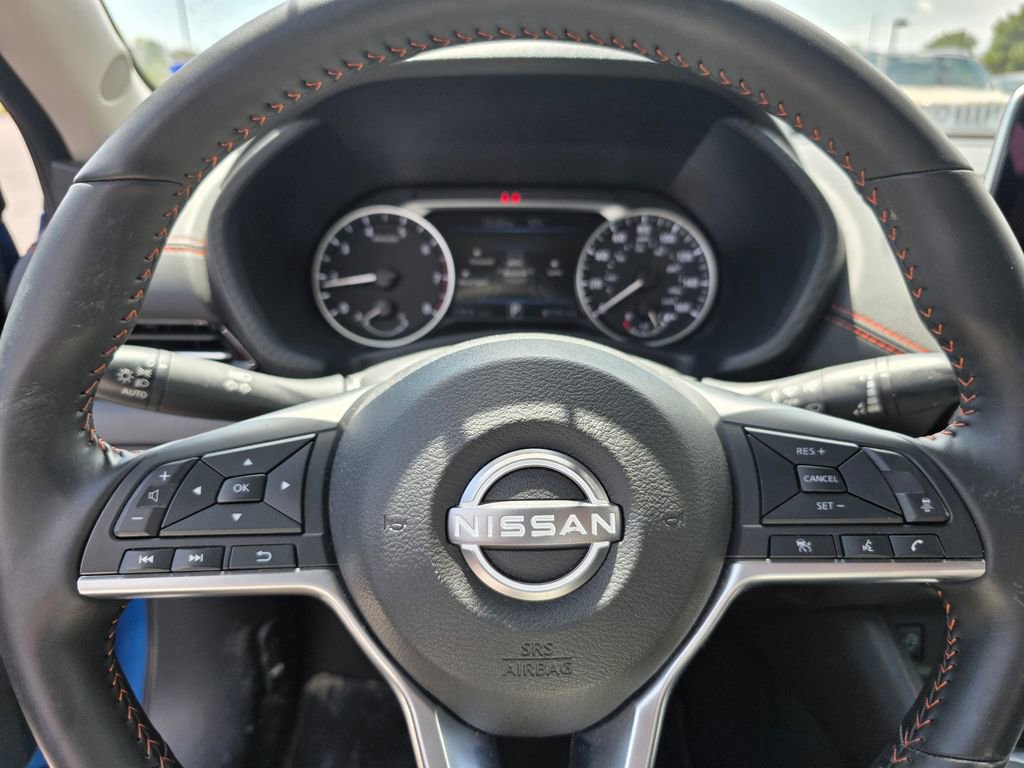 Used 2025 Nissan Sentra SR FWD image 22