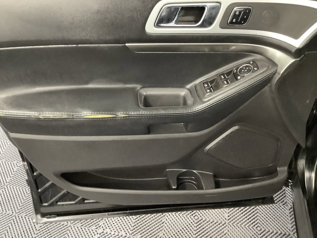 Used 2015 Ford Explorer Sport image 10