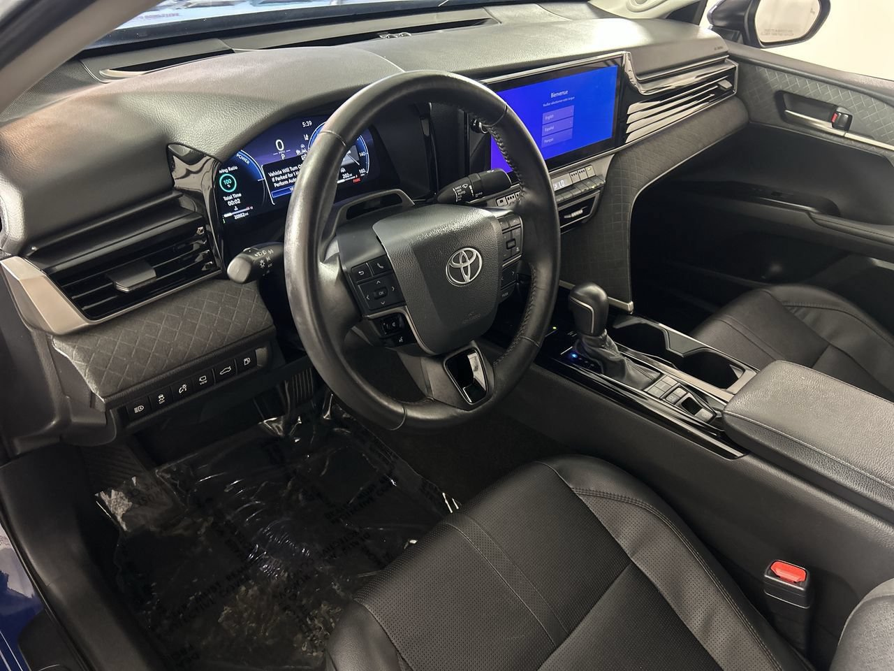 Used 2025 Toyota Camry XLE w/ Premium Plus Package FWD image 13