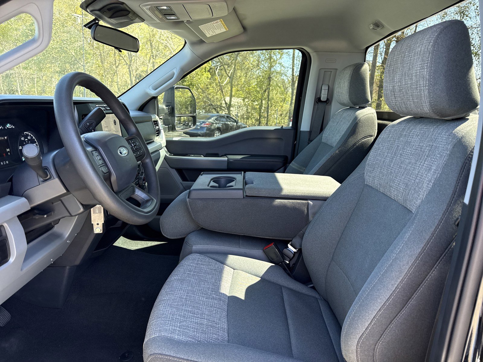 Used 2024 Ford F350 XLT image 13