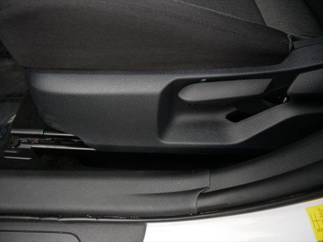 Certified 2026 Toyota Camry LE FWD image 15