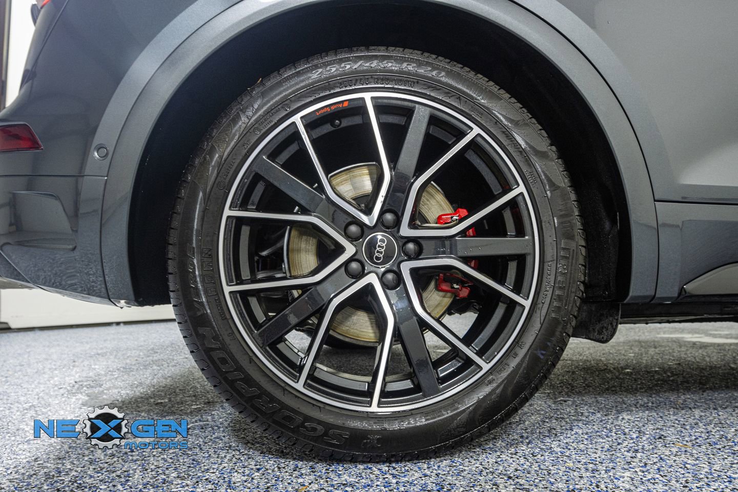 Used 2024 Audi SQ5 Prestige image 45