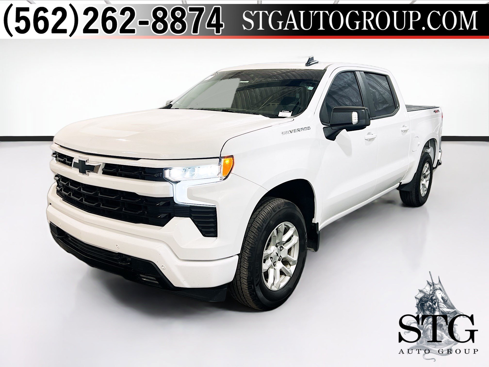 Used 2024 Chevrolet Silverado 1500 RST w/ Convenience Package II AWD/4WD image 1