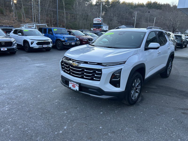 Used 2025 Chevrolet Equinox LT w/ Convenience Package II image 4