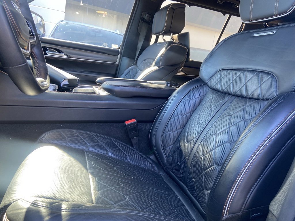 Used 2023 Jeep Grand Wagoneer Series III w/ Rear Seat Video Group 1 image 35