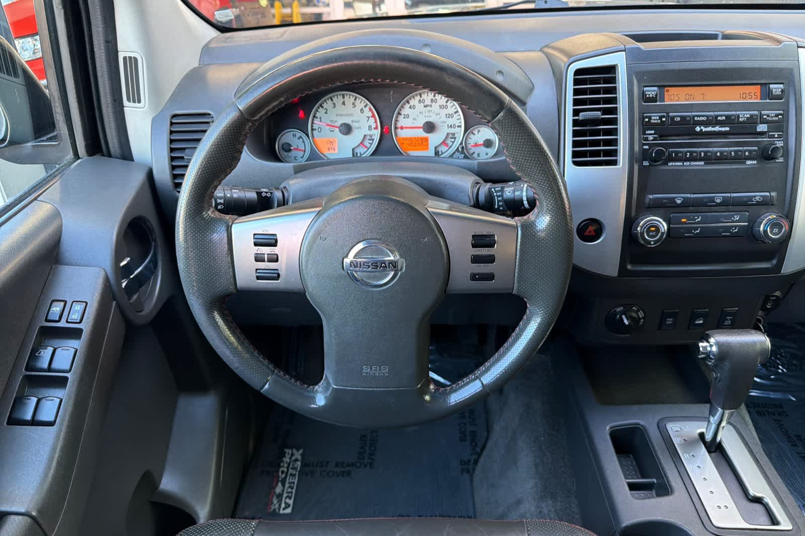 Used 2011 Nissan Xterra PRO-4X w/ Pro-4x Leather Pkg AWD/4WD image 16