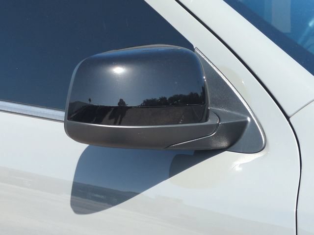 Used 2024 Dodge Durango R/T RWD image 12
