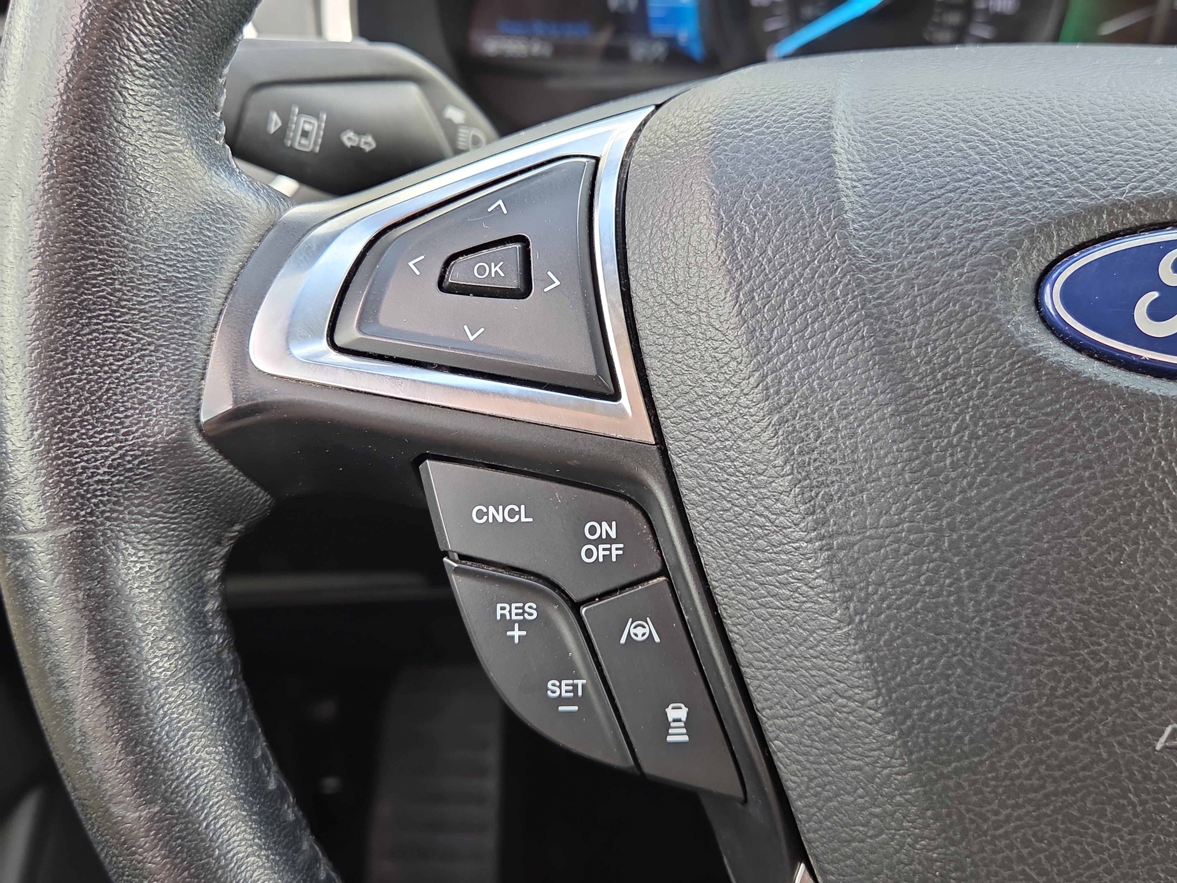 Used 2020 Ford Edge SEL w/ Convenience Package image 19