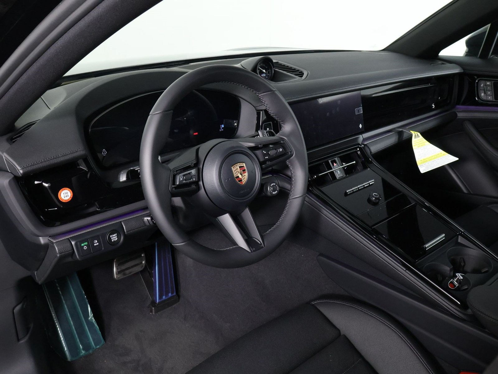 New 2026 Porsche Panamera 4 E-Hybrid AWD/4WD image 4