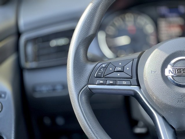 Used 2021 Nissan Rogue Sport S image 36