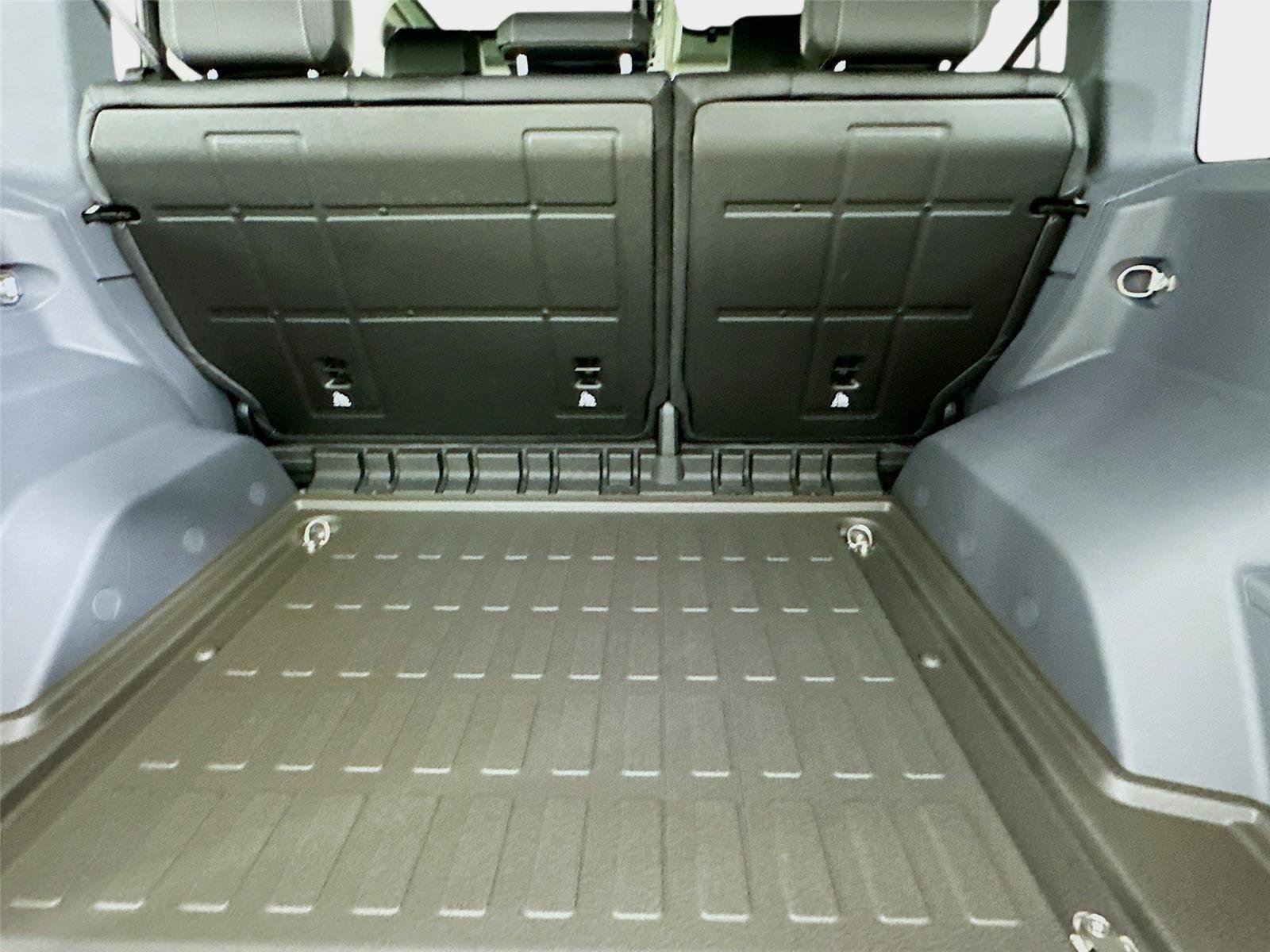 New 2025 INEOS Grenadier Fieldmaster Edition image 43