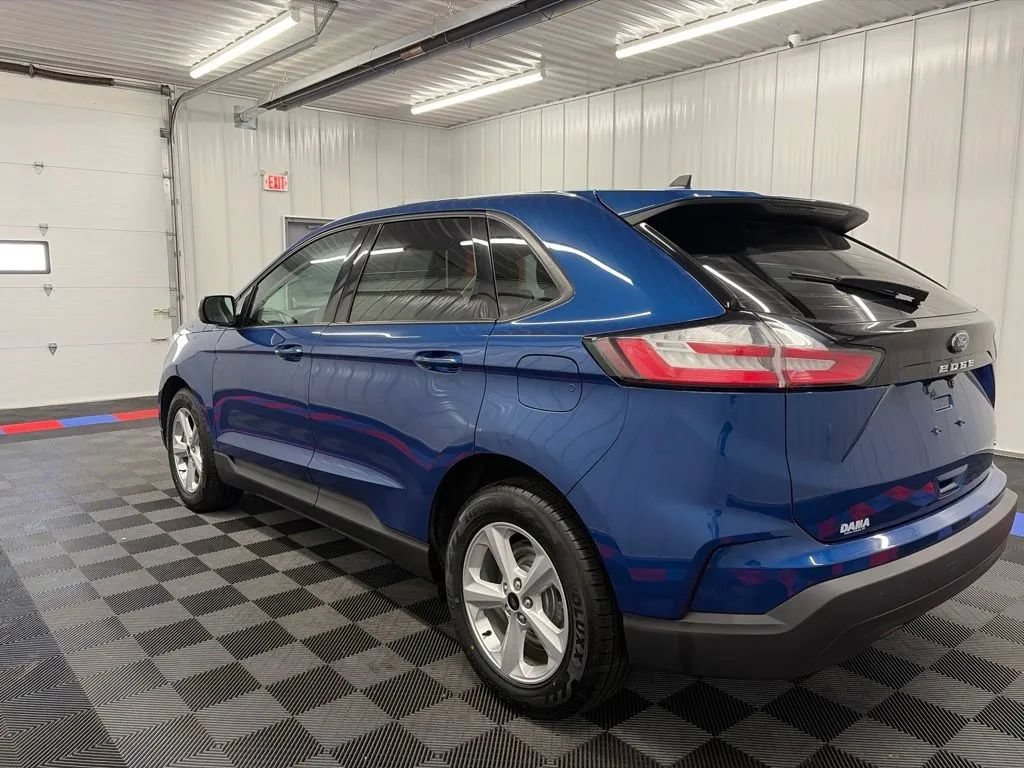 Used 2024 Ford Edge SE AWD/4WD image 6