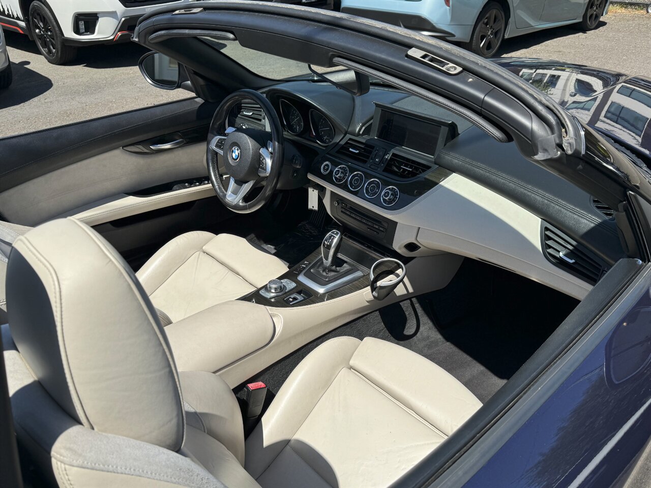 Used 2009 BMW Z4 sDrive35i RWD image 17