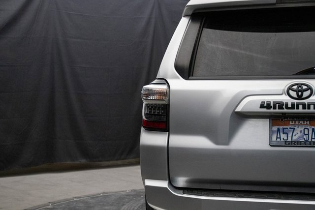 Used 2019 Toyota 4Runner SR5 image 12