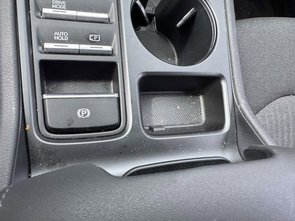 Certified 2025 Hyundai Sonata SE image 28