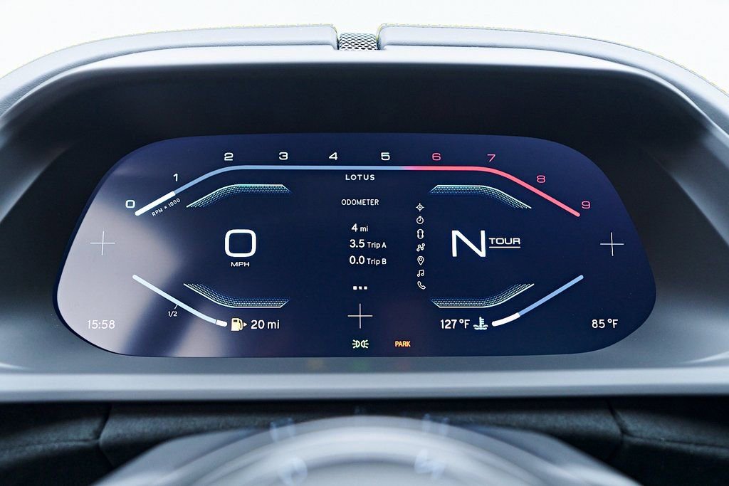 Used 2025 Lotus Emira RWD image 61