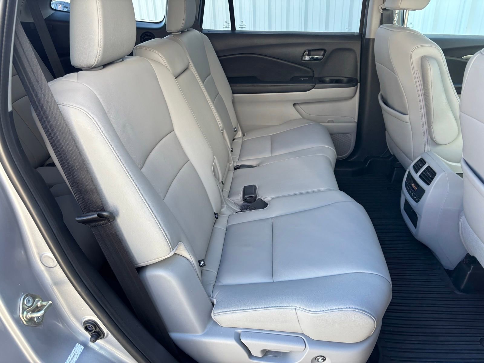 Used 2016 Honda Pilot EX-L image 37