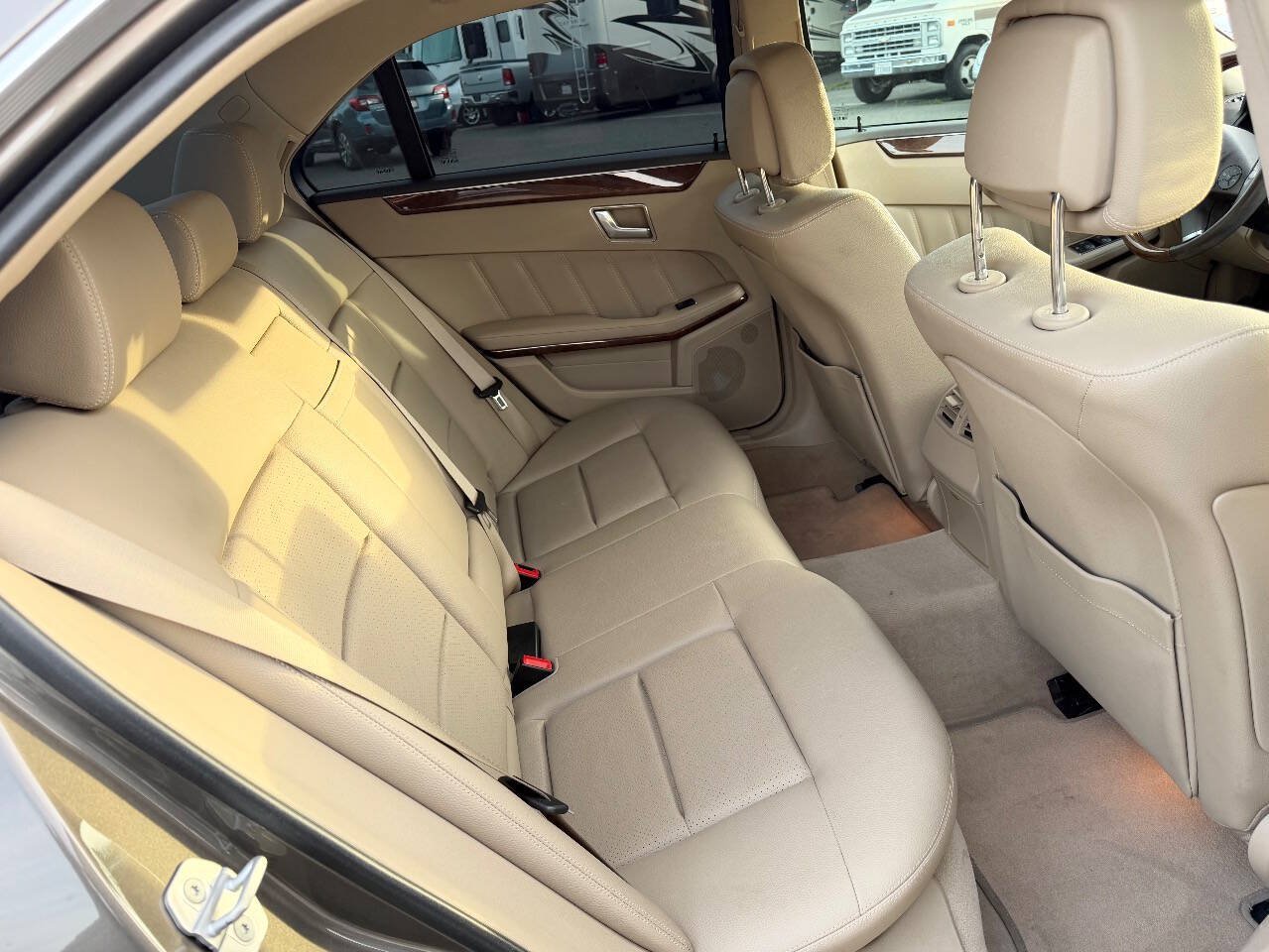 Used 2012 Mercedes-Benz E 350 BlueTEC Sedan image 18
