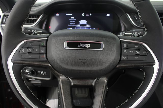 New 2025 Jeep Grand Cherokee L Limited w/ Black Appearance Package image 13