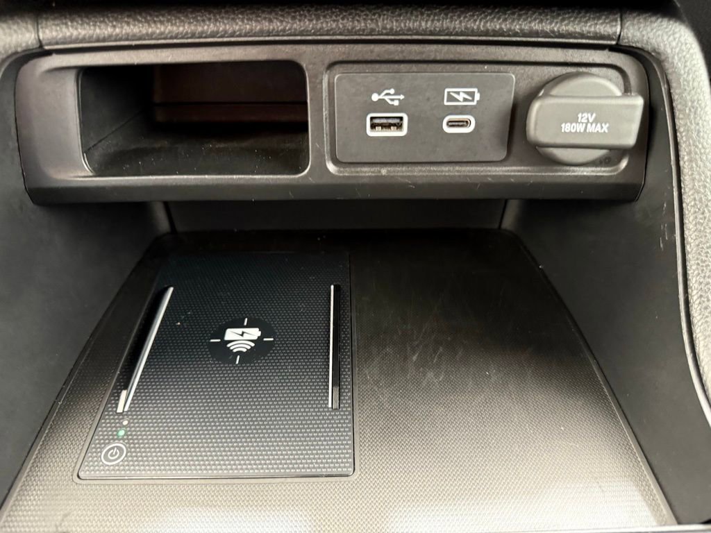 Used 2023 Honda Pilot Elite image 37