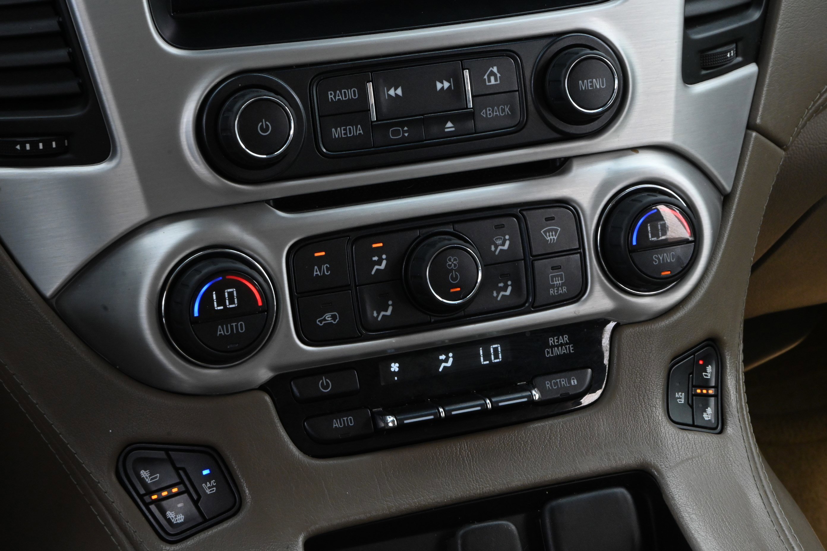 Used 2015 GMC Yukon SLT w/ Open Road Package image 21