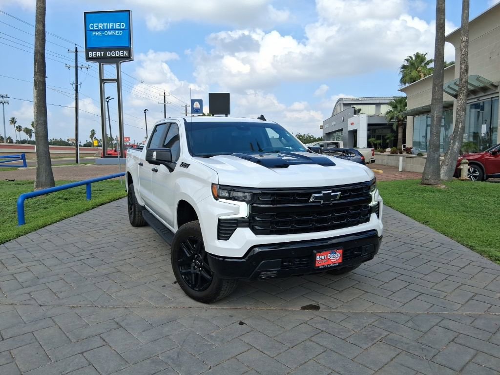 Used 2025 Chevrolet Silverado 1500 LT Trail Boss w/ LT Trail Boss Premium Package AWD/4WD video 1
