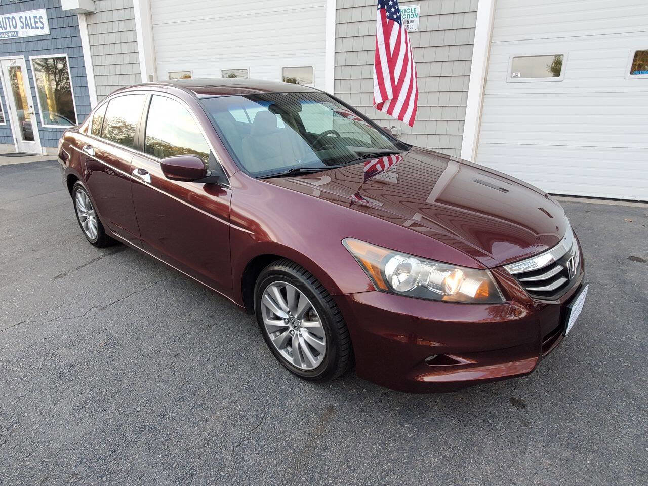 Used 2011 Honda Accord EX-L image 2