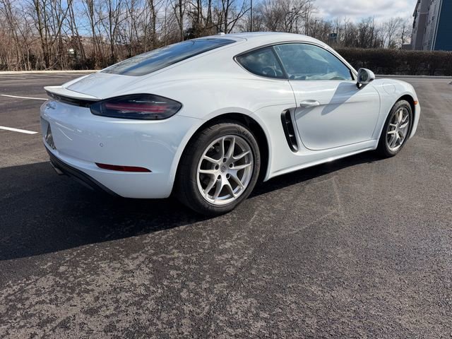 Used 2024 Porsche 718 Cayman image 7