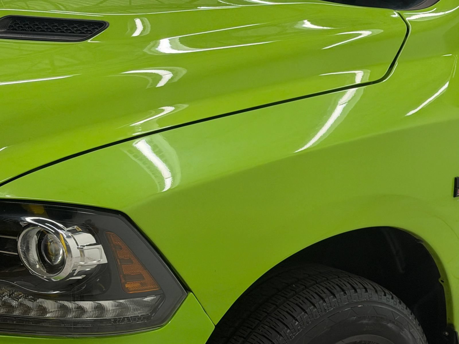 Used 2017 RAM 1500 Sport w/ Sublime Green Sport Package AWD/4WD image 4