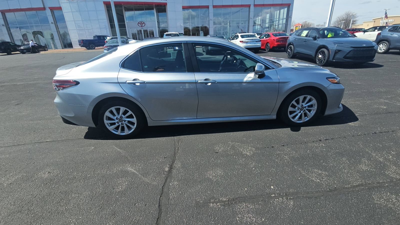 Certified 2023 Toyota Camry LE w/ Convenience Package image 2