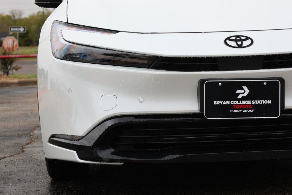 New 2026 Toyota Prius Nightshade image 4