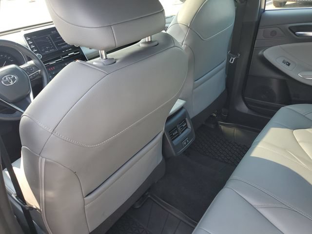 Used 2021 Toyota Avalon XLE w/ Moonroof Package FWD image 13