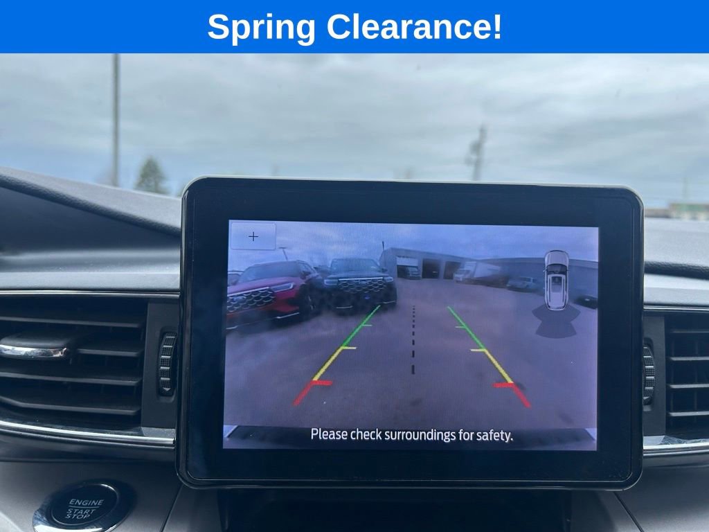 Used 2023 Ford Explorer XLT w/ Equipment Group 202A AWD/4WD image 19