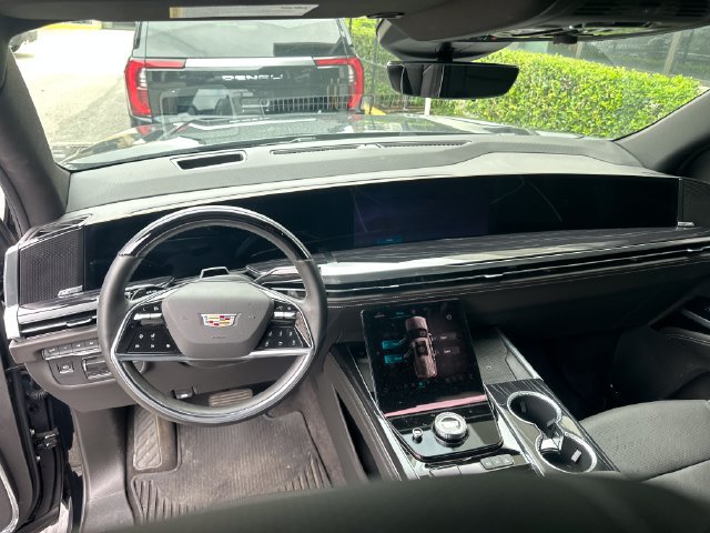 Certified 2025 Cadillac Escalade Sport w/ Touring Package AWD/4WD image 12