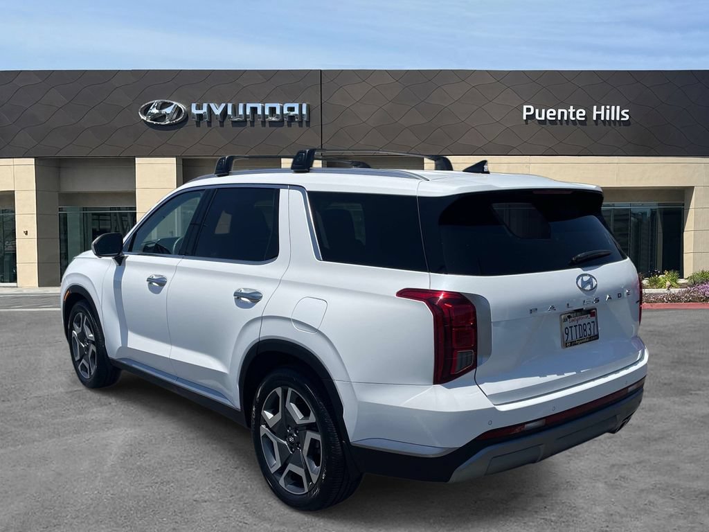 Used 2025 Hyundai Palisade SEL AWD/4WD image 4