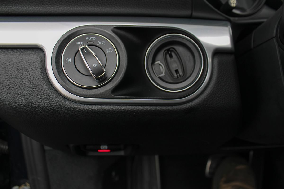 Used 2018 Porsche 718 Boxster S RWD image 32