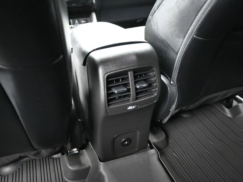 Used 2024 Ford Escape ST-Line w/ Equipment Group 301A image 12
